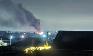 Ukraine dội tên lửa xuống nhà kho máy bay không người lái trinh sát Nga