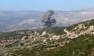 Hứng rocket, Israel không kích sâu trong lãnh thổ Li-băng để đáp trả