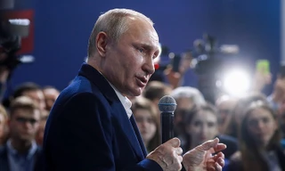 Tổng thống Nga Vladimir Putin tuyên bố tái tranh cử trong năm 2024