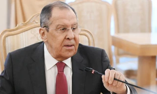 Ngoại trưởng Nga cáo buộc Pháp nói dối