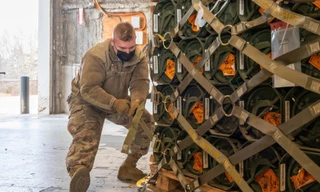 Châu Âu tuyên bố tăng cường hỗ trợ quân sự cho Ukraine