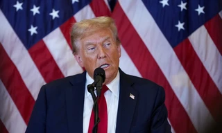 Tổng thống Mỹ Trump tuyên bố ngừng tấn công Yemen vì phong trào Houthi 'đầu hàng'