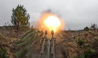 Nga, Ukraine cáo buộc đối phương tiếp tục tấn công bất chấp lệnh ngừng bắn