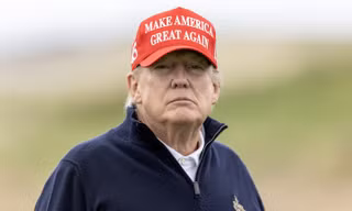 Tổng thống Mỹ Trump nói có thể áp thuế 50% đối với hàng hóa từ Liên minh châu Âu