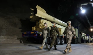 Israel không kích trung tâm chỉ huy bí mật của quân đội Iran