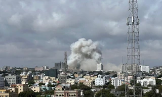 Đánh bom kép ở thủ đô Somalia, 400 người thương vong