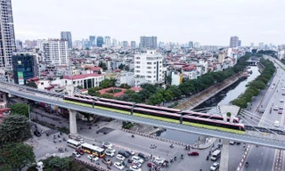 Hình ảnh ấn tượng từ flycam khi tàu đường sắt đô thị Nhổn - ga Hà Nội chạy thử 