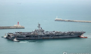 Tàu sân bay Mỹ đầu tiên đến Hàn Quốc sau khi Tổng thống Trump nhậm chức