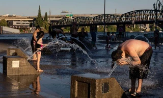 Canada nóng kỉ lục, 'ấm' hơn cả Dubai