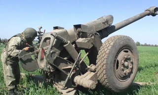 Tận thấy pháo binh Nga phá hủy súng cối được ngụy trang kĩ càng của Ukraine