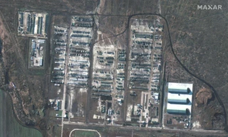 Ảnh vệ tinh Mỹ tố Nga tiếp tục điều quân đến biên giới Ukraine