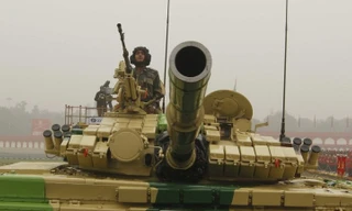 Ấn Độ dùng xe tăng T-72 trong cuộc giao tranh với Pakistan