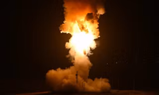 Mỹ phóng thử tên lửa đạn đạo xuyên lục địa Minuteman III