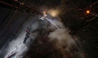 Cháy lớn tại thủ đô Bangladesh, 65 người thương vong