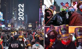 Giây phút 15.000 người đếm ngược đón năm mới ở New York