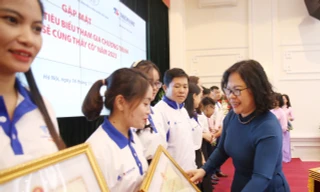 Những người không quản ngày đêm vì đàn em thân yêu