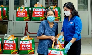 Những Túi quà an sinh được T.Ư Đoàn kêu gọi cộng đồng chung tay ủng hộ để được trao cho 1 triệu người