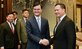 Bí thư thứ nhất Trung ương Đoàn Bùi Quang Huy chào xã giao Thủ tướng Campuchia Hun Manet