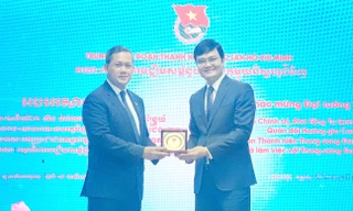 Bí thư thường trực Trung ương Đoàn Bùi Quang Huy tiếp xã giao Đại tướng Campuchia Hun Manet