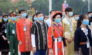 145 học sinh, sinh viên, thanh niên dân tộc thiểu số tiêu biểu báo công dâng Bác