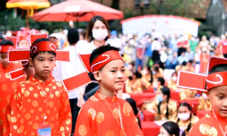 Vinh danh 18 Trạng nguyên nhỏ tuổi và Trạng nguyên bảng vàng ghi danh