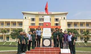 Khánh thành công trình thanh niên Cột mốc Trường Sa tại Trường Quân sự Quân khu 2