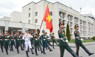 Đại tướng Phan Văn Giang khích lệ quân nhân tham gia duyệt binh tại Liên bang Nga
