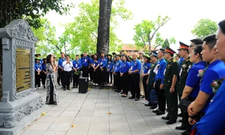 Đại biểu thanh niên ôn lại lịch sử phong trào Xô viết Nghệ Tĩnh