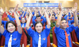 Màn chào mừng sôi động, trẻ trung từ 245 đại biểu Hải Phòng tại Đại hội Đoàn lần thứ XIV