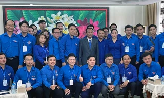 Đoàn đại biểu thanh niên Việt Nam thăm và giao lưu tại Học viện Chính trị-Hành chính Quốc gia Lào