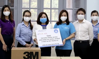 Buồng UV khử khuẩn khẩu trang đến điểm nóng chống dịch