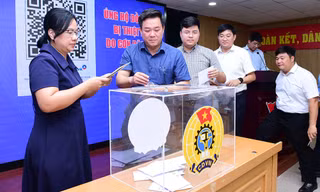 Ca sĩ Hà Anh Tuấn quyên góp 1 tỷ đồng qua T.Ư Đoàn hỗ trợ đồng bào bị bão lũ