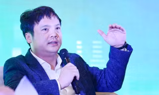 'Đừng sợ AI, cũng đừng nghĩ AI sẽ làm tất cả thay con người'