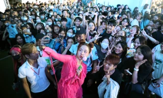 Ngô Lan Hương, Kiên Trịnh, Chillies khuấy đảo sân khấu và 'đốn tim' hàng nghìn bạn trẻ