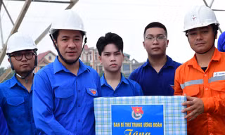 Bí thư T.Ư Đoàn Ngô Văn Cương thăm, động viên thanh niên triển khai dự án đường dây 500kV mạch 3