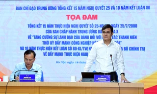 'Bằng cấp ghê gớm, nhưng không kỹ năng thì chỉ có thể... bán kem trước cổng nhà máy'