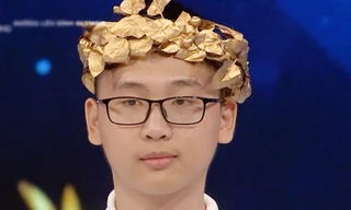 Trần Công Minh đoạt vòng nguyệt quế trận thi tuần