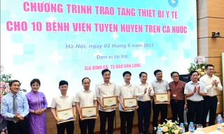 Tặng máy siêu âm tích hợp công nghệ AI cho 10 bệnh viện tuyến huyện vùng khó khăn