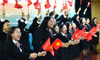 Đoàn thanh niên Việt Nam mang 'Shining Viet Nam' tỏa sáng trên Tàu Thanh niên Đông Nam Á - Nhật Bản 2024