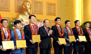 Cán bộ, công chức phải thể hiện vai trò 'công bộc' của dân