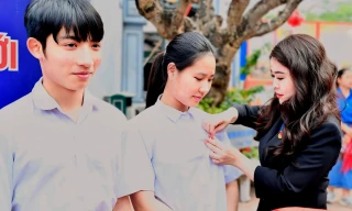 Trao quyết định thành lập tổ chức Đoàn trong doanh nghiệp ngoài Nhà nước