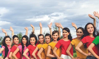 Những người 'đồng hành' với người đẹp