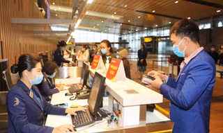 Hình ảnh sân bay Vân Đồn ngày đầu gỡ phong tỏa