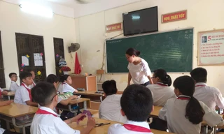 Thiếu giáo viên tiếng Anh, nhiều học sinh Hải Phòng đến lớp chỉ để chơi