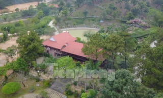 Cận cảnh 'biệt phủ' trái phép trên đất vàng đặc khu Vân Đồn