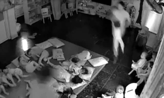 Hai cô giáo quăng trẻ mầm non 'như bốc hàng' khi sắp xếp chỗ ngủ