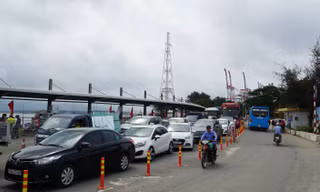 Lộ danh tính nhóm cán bộ bến phà đi Cát Bà bị bắt vì bán vé quay vòng