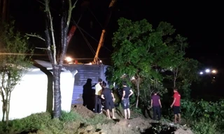 Danh tính 3 nạn nhân tử vong trong vụ xe limousine bị containe đè bẹp