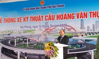 Thủ tướng Nguyễn Xuân Phúc dự Lễ thông xe cây cầu “cánh chim biển”