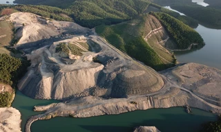 Gặp ‘than tặc’ có thể gọi ngay Phó Chủ tịch thành phố 24/24 giờ